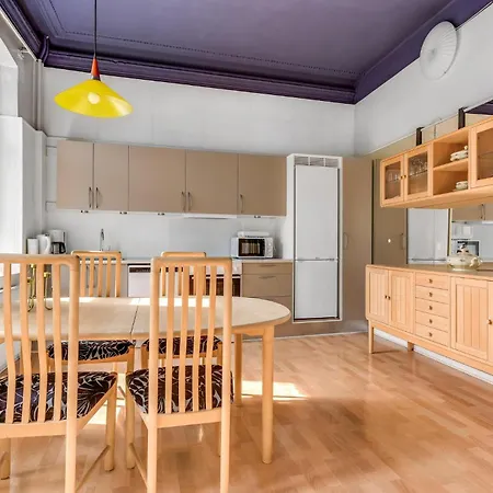 Beautiful In Apartment *